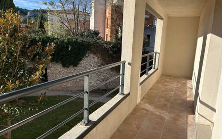 Appartement à louer 2 pièces • Cavaillon - Photo 3