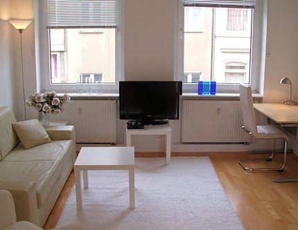 Urban Living - Apartment mit Balkon Nähe Hansaring - Foto 1