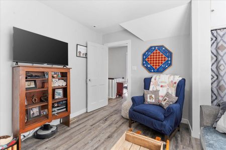 For Lease - 77 Lorne Avenue Unit# B, Quinte West, Ontario - Photo 2