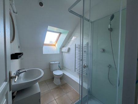 Location Maison 5 pièces 95m² - Photo 4