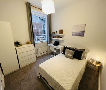 BEDROOM 6 – SMALL DOUBLE ENSUITE - Photo 3