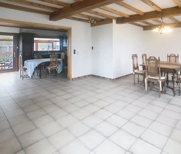 Verzorgde, alleenstaande woning met alle voorzieningen op het gelij... - Photo 1