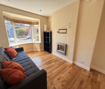 46 Sandhurst Drive, Belfast, BT9 5AY - Photo 1