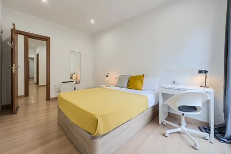 Carrer Nou de la Rambla, Barcelona, Catalonia 08001 - Photo 4