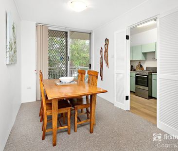Fully Furnished, top floor apartment - Photo 2