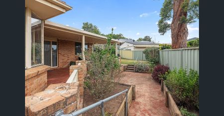 SPACIOUS HOME IN QUIET LOCATION!! - Photo 2