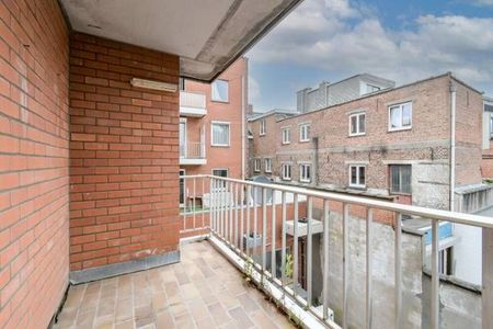 Instapklaar appartement met 2 slaapkamers, garage en berging te huur - Foto 3