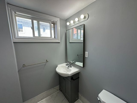 For Lease - 293 Dalhousie Street Unit# Unit 1, Peterborough, Ontario - Photo 3