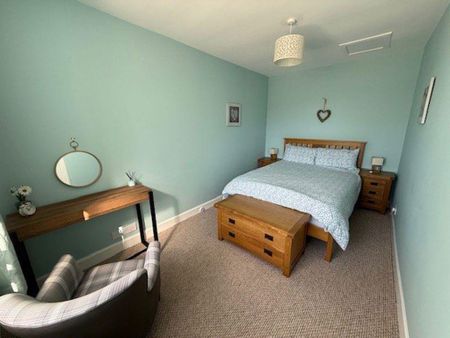 2 bedroom terraced house to rent - Photo 4