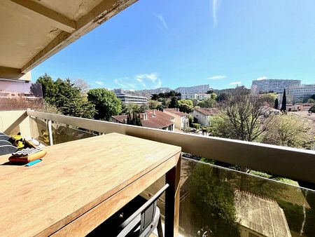 Appartement 2 pièces 53m2 MARSEILLE 9EME 950 euros - Photo 3