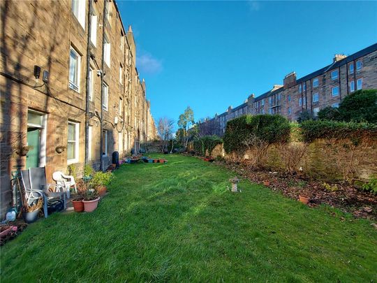 25/9 Watson Crescent - Photo 1