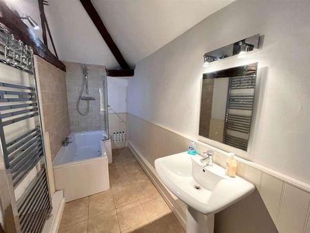 Hillfield Farm, Libbards Way, Solihull, B91 - Photo 5