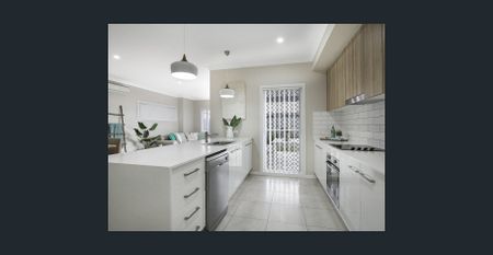 Beautifully Presented Home on the Bayside - Photo 5