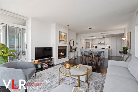 Condo in Downtown Vancouver, BC - Photo 3