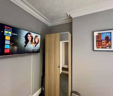 Super Deluxe Studio - Photo 1