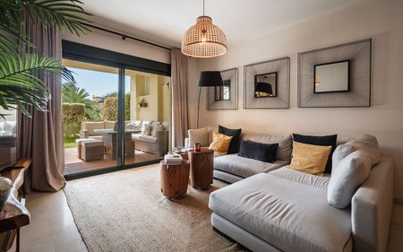 Ground Floor Apartment in San Pedro de Alcántara - Photo 3