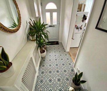 2 bedroom terraced house to rent - Photo 4