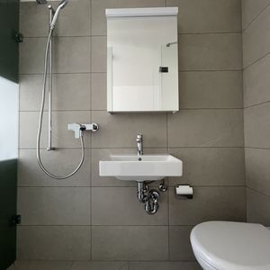 Moderne 1-Zimmer-Wohnung zentral in Zürich! - Photo 2