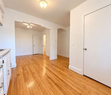 1 CH - 1 SDB - Montréal - $1,025 /mo - Photo 1