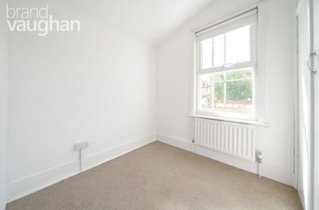 3 bedroom terraced house to rent - Photo 5