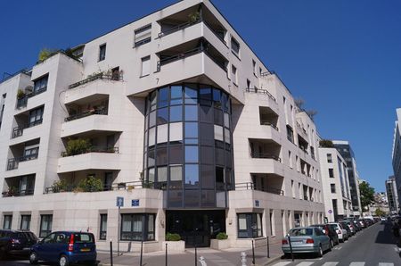 Location Appartement 1 pièce 29m² - Photo 3