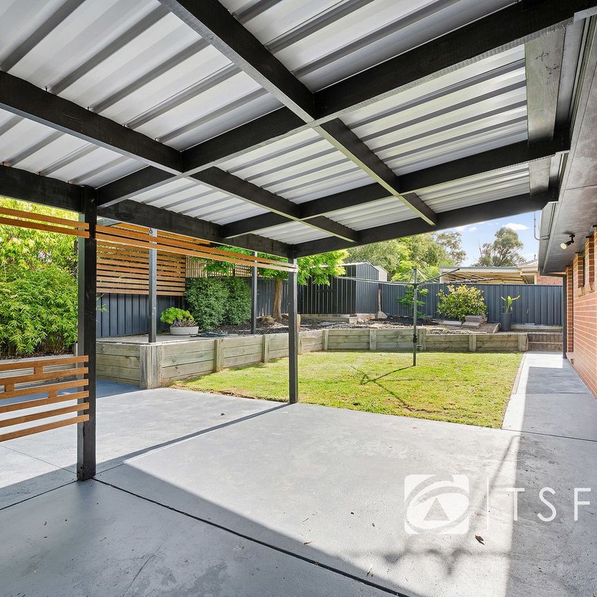 Low Maintenance Family Living! - Photo 1