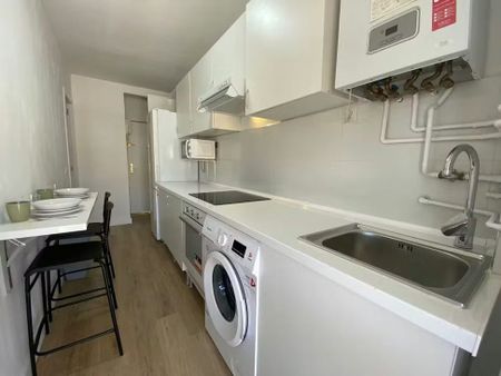 Calle de Sierra Carbonera, Madrid, Community of Madrid 28053 - Foto 4