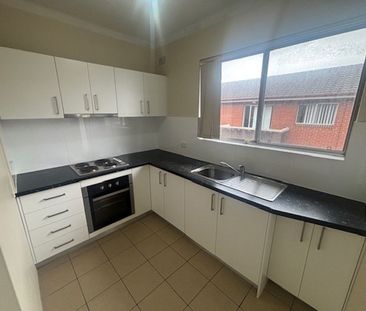 WALK TO THE SHOPS! - Photo 6