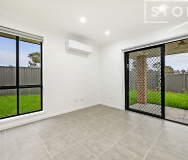 Two bedroom Duplex! - Photo 4