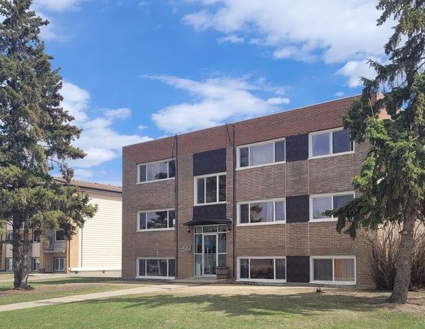 602 Hopkins Street | 602 Hopkins Street, Saskatoon - Photo 1