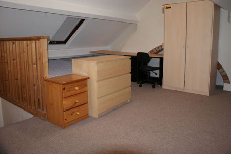 81 Storer Road - Huge Kitchen & No Deposit Loughborough - Photo 2