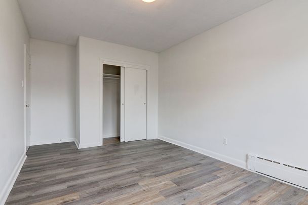 For Lease - 8 Hanson Road Unit# 2(Upper, Toronto, Ontario - Photo 1