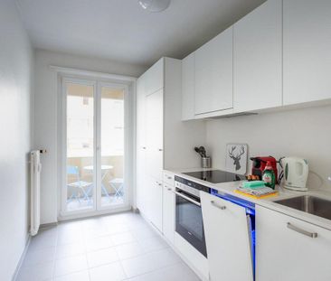 Stilvolle möblierte 2-Zimmerwohnungen mit Balkon - Photo 3