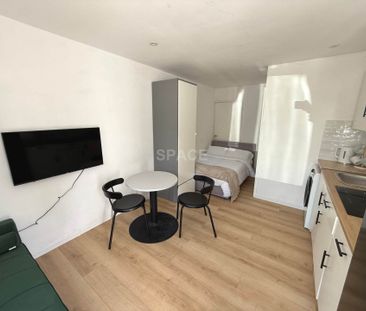 Studio Flat, Stanhope Road, Reading - Photo 2