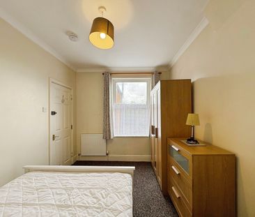 5 bedroom room to rent Room 3, Shelley Street, Kingsley, NN2 7HZ - Photo 2