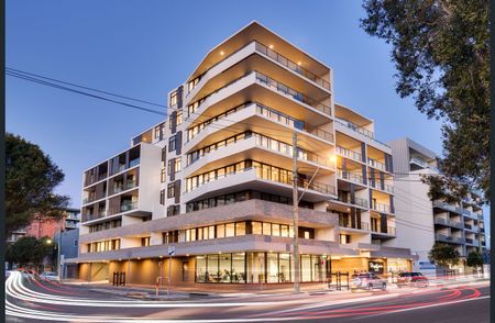 Executive Style Apartment in the Heart of the City - Photo 5