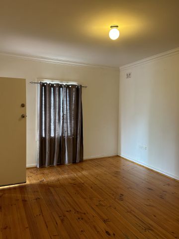 48 Edinburgh Tce, Port Augusta - Photo 2