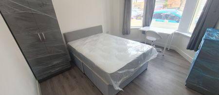 2 Strathnairn Street, Roath, Cardiff, CF24 3JN - Photo 3