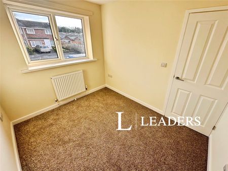 2 bedroom house to rent Frenchmoor Grove, Stoke-on-Trent, Staffordshire, ST3 - Photo 3