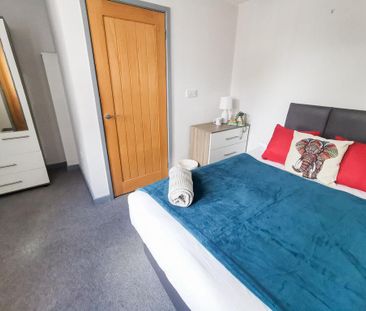 1 bedroom in a house share to rent - Photo 4