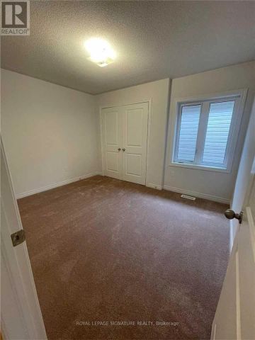 404 BLACKCHERRY CRESCENT - Photo 3