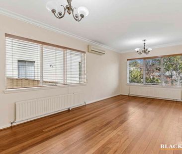 Large home with new kitchen - Photo 5