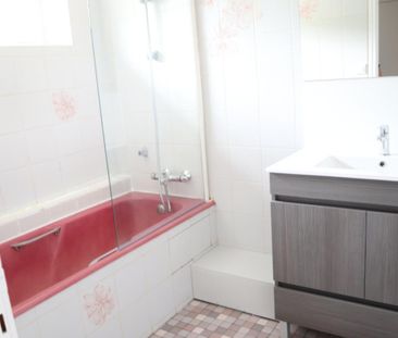 Location Maison 3 pièces 53m² ATHIS VAL DE ROUVRE 61430 - Photo 2