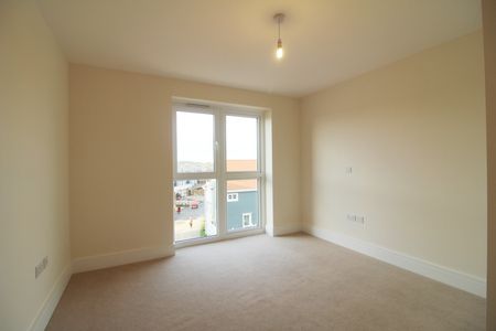 Champlain Street, Reading, RG2 6AE - Photo 2