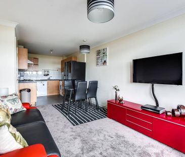 1 Bed Flat, Twelvetree Crescent, E3 - Photo 1
