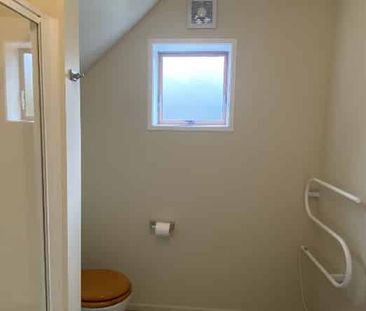 Cul-de-sac location - Photo 5