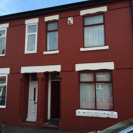 4 bedroom terraced house to rent - Photo 3