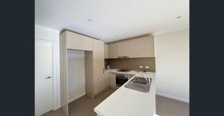 2 bedroom townhouse in the heart of Boronia - Photo 5