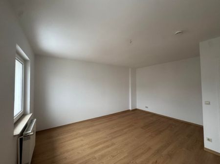 2- Zimmer Dachgeschosswohnung in Brandenburg - Foto 4