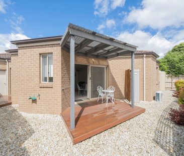 Charming home in Central Berwick - Photo 5